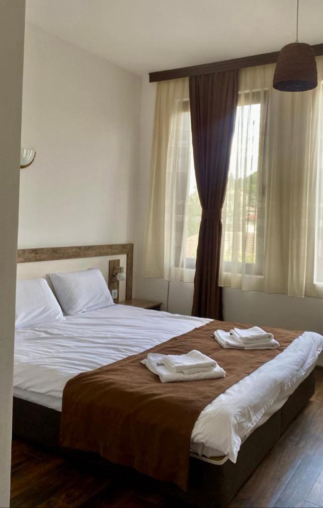 Бялата Къща Hotel Csakalarovo Kültér fotó